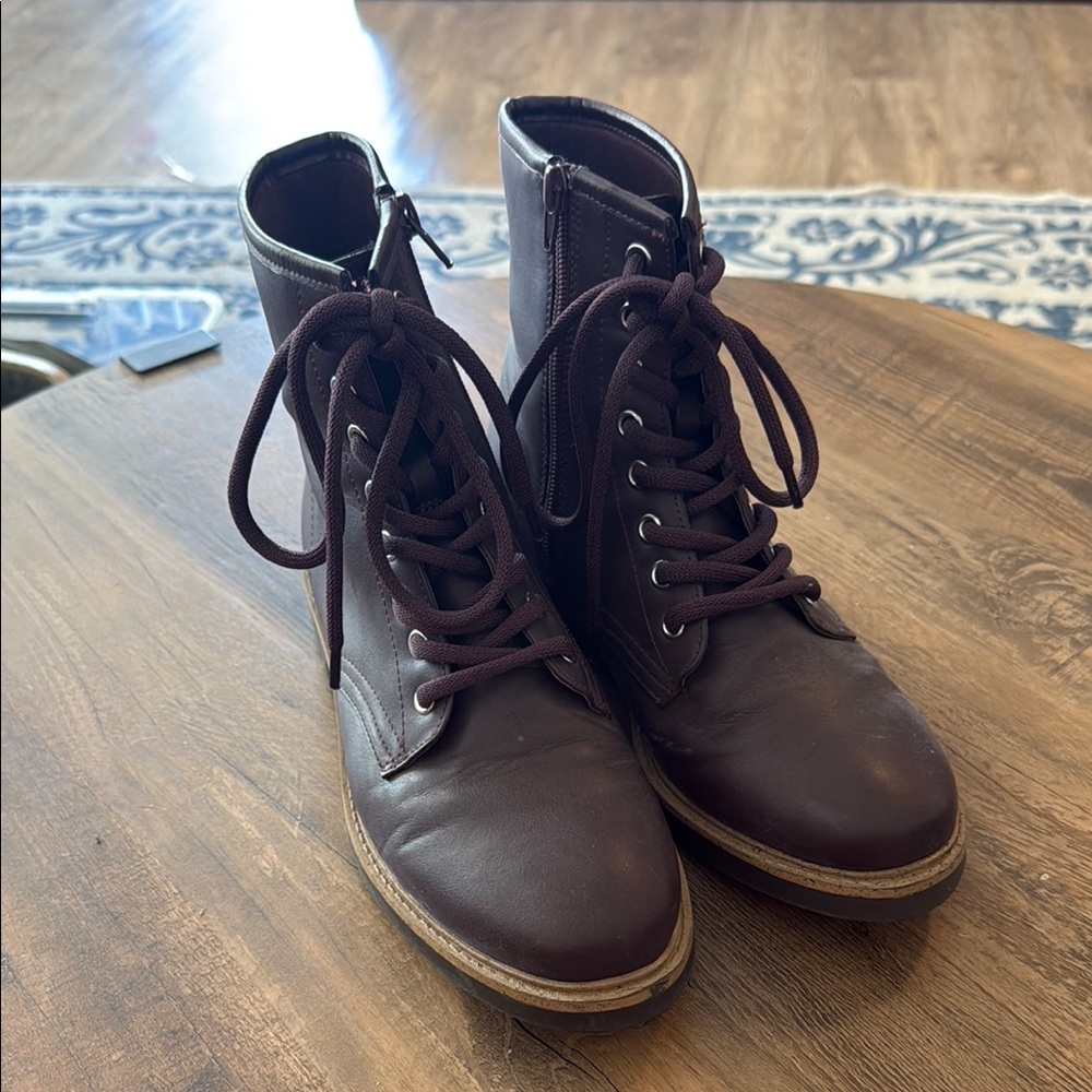 Esprit Rich Brown Leather Footwear